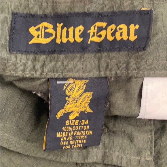 Cargo shorts - Picture 3 of 4